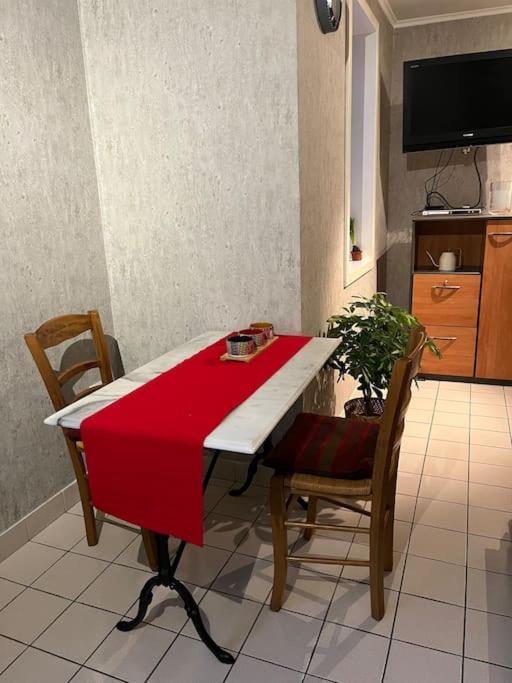Le Clos Du Chateau Rouge 3* Avec Parking Securise Annemasse Ngoại thất bức ảnh